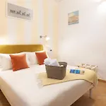 Bed & Breakfast Old Town 3*