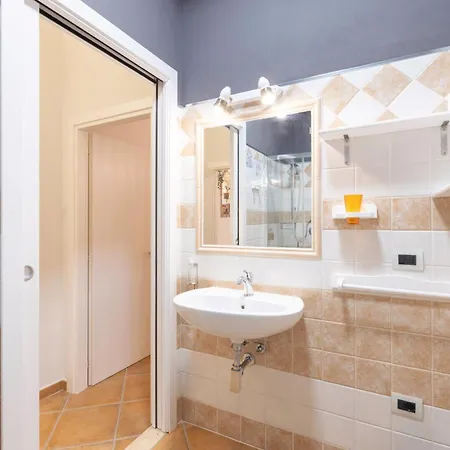 Old Town Bed and Breakfast 3*