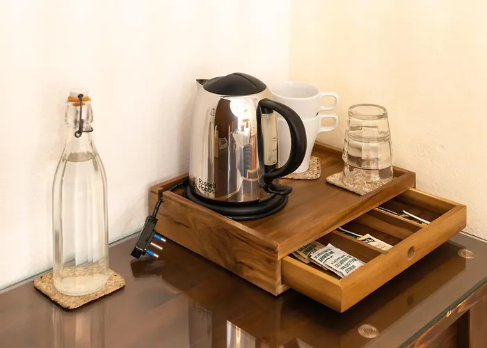 Old Town Oda ve Kahvaltı Cagliari