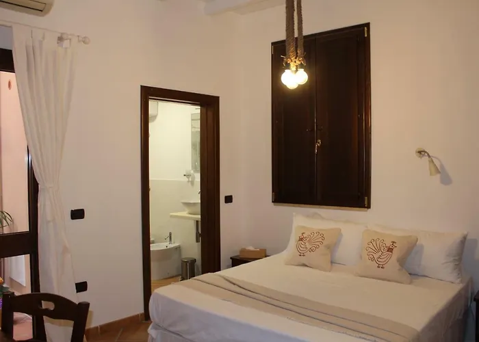 Oda ve Kahvaltı Old Town